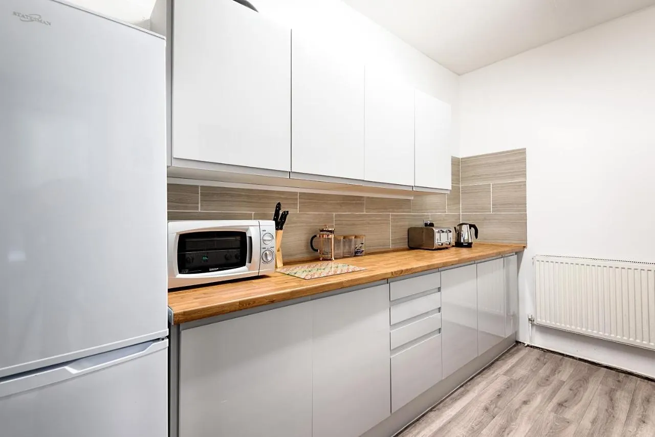 City Centre, Parking, Smart Tv'S In All Rooms Swansea 0*,  United Kingdom
